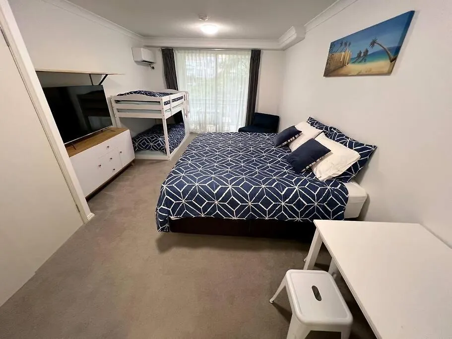 Gold Coast Calypso Resort, Coolangatta Beach ゴールドコースト