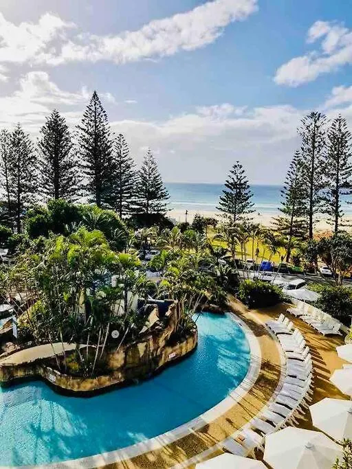 Gold Coast Calypso Resort, Coolangatta Beach アパート